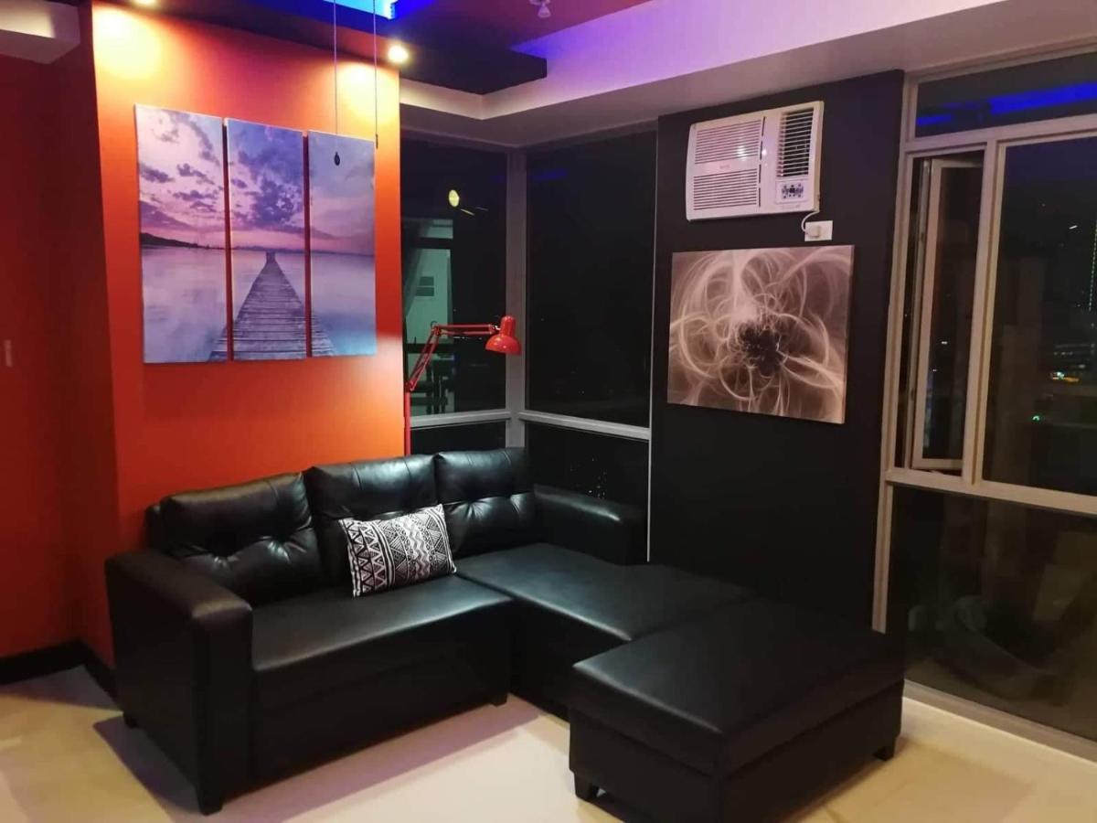 Cubao Manhattan Heights Unit 11Pq Tower B, 1Br Quezon City Zewnętrze zdjęcie